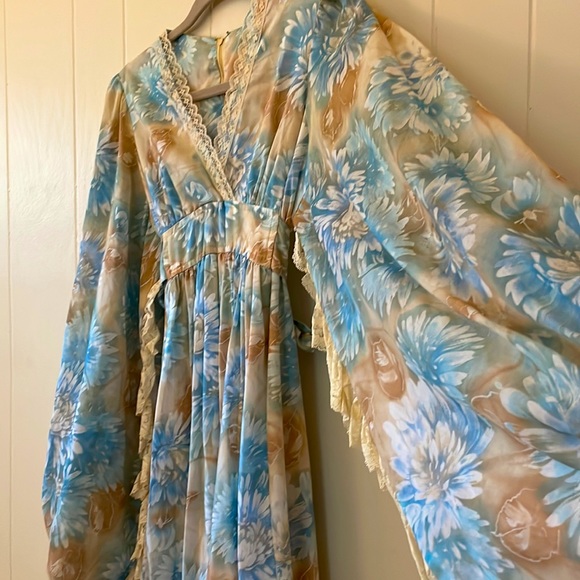 Vintage 70’s floral hippie dress amazing whimsical print, breathable cotton,Lace - Picture 5 of 7